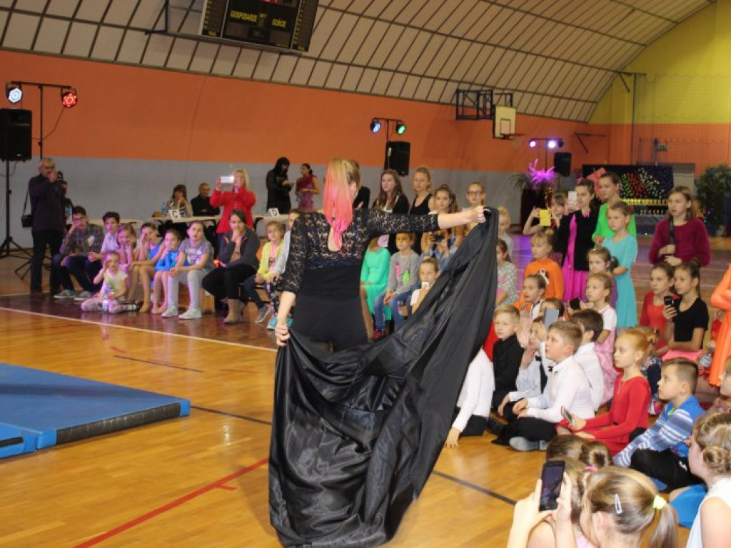 Taniec rządził w Komarówce