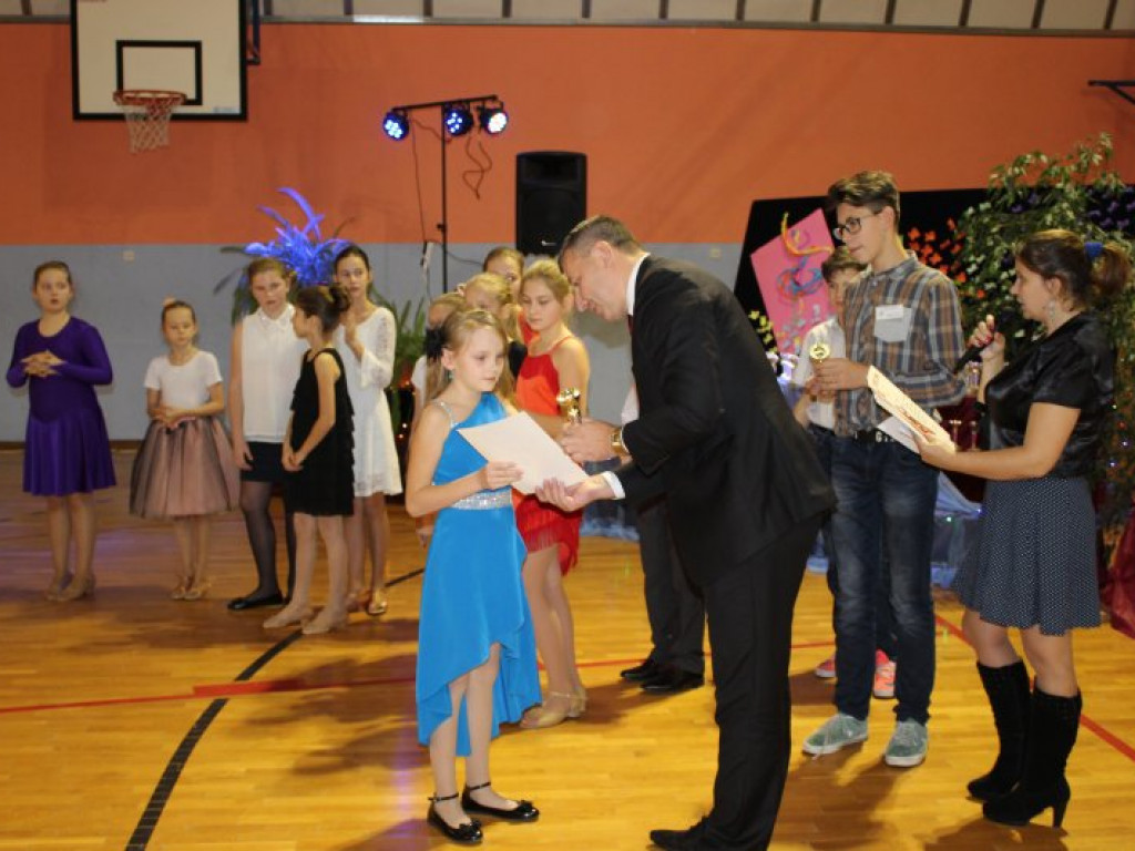 Taniec rządził w Komarówce