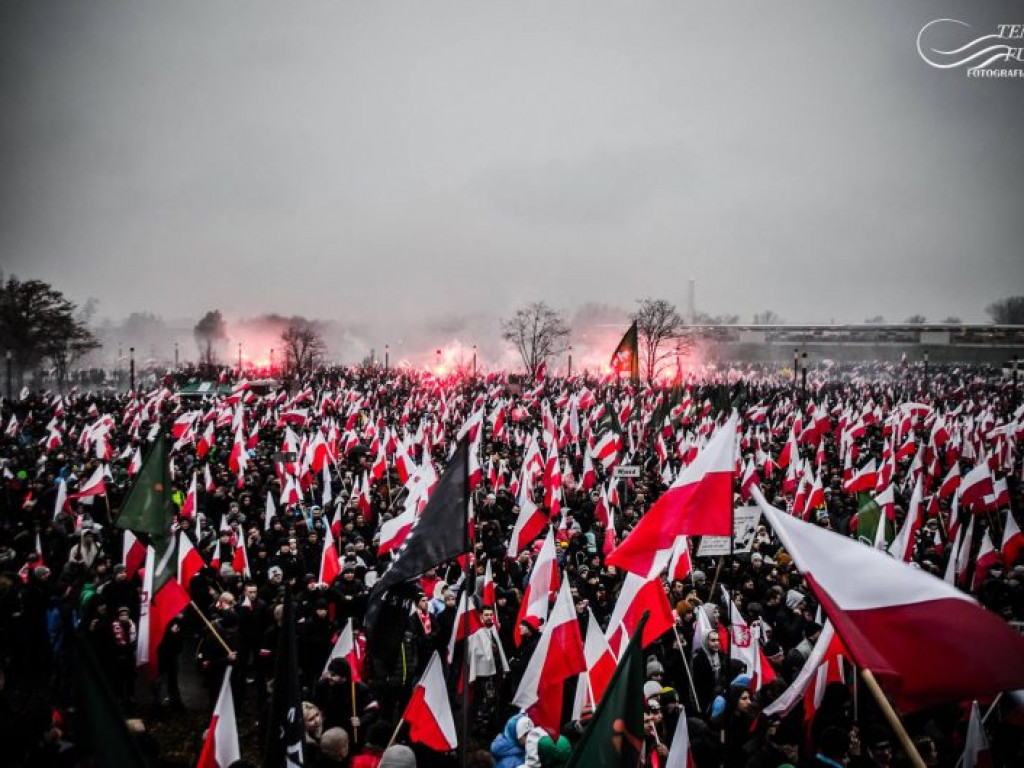 Marsz Niepodległości 2016 - fotorelacja