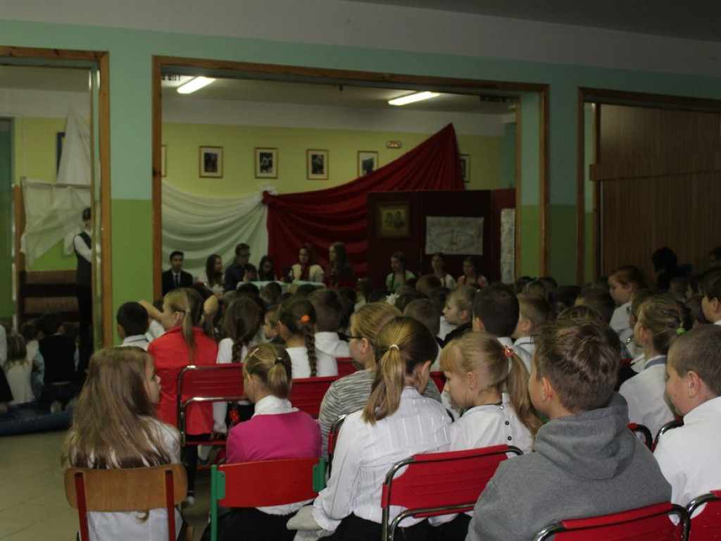 Polska, Polska wolność odzyskała...