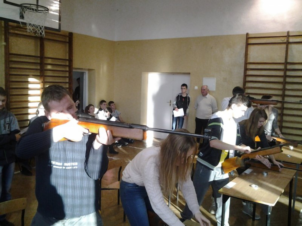 Niepodległościowy Turniej Strzelecki w Komarówce