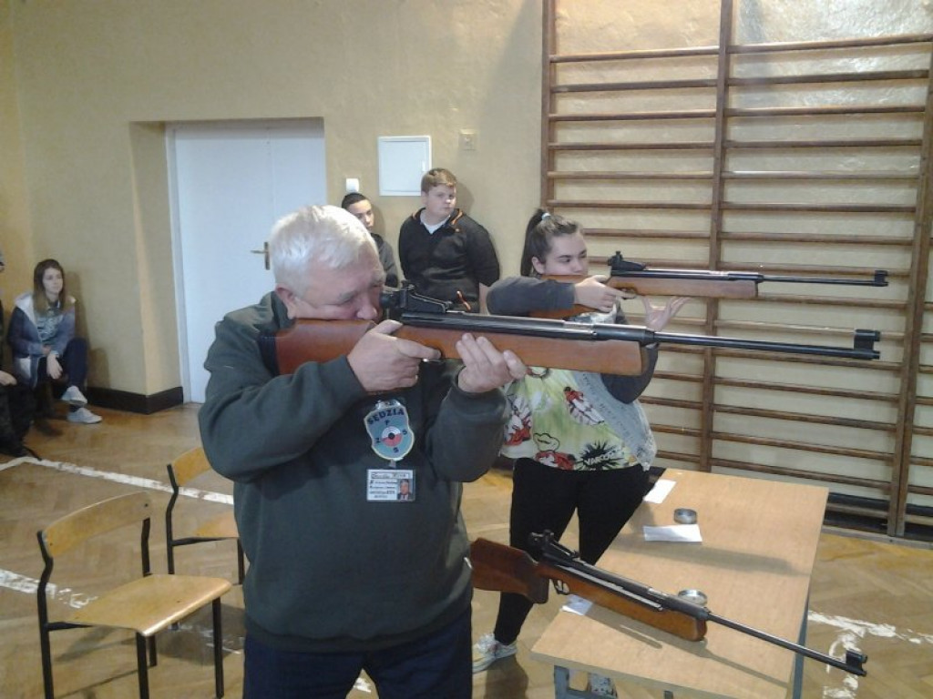 Niepodległościowy Turniej Strzelecki w Komarówce