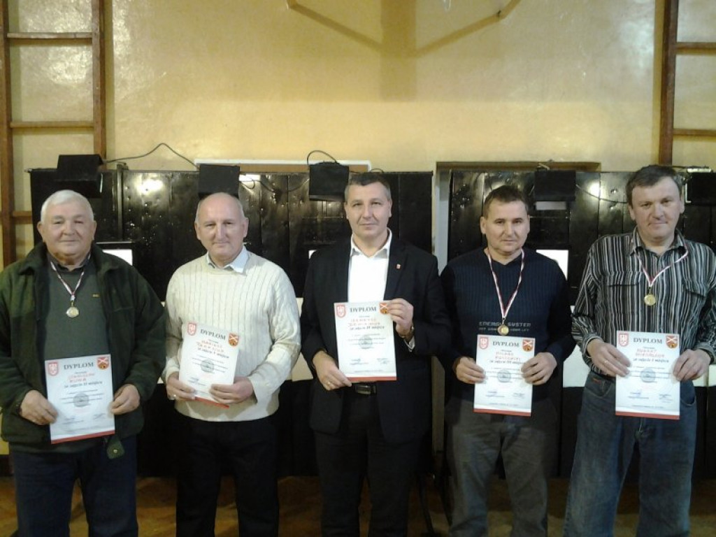 Niepodległościowy Turniej Strzelecki w Komarówce