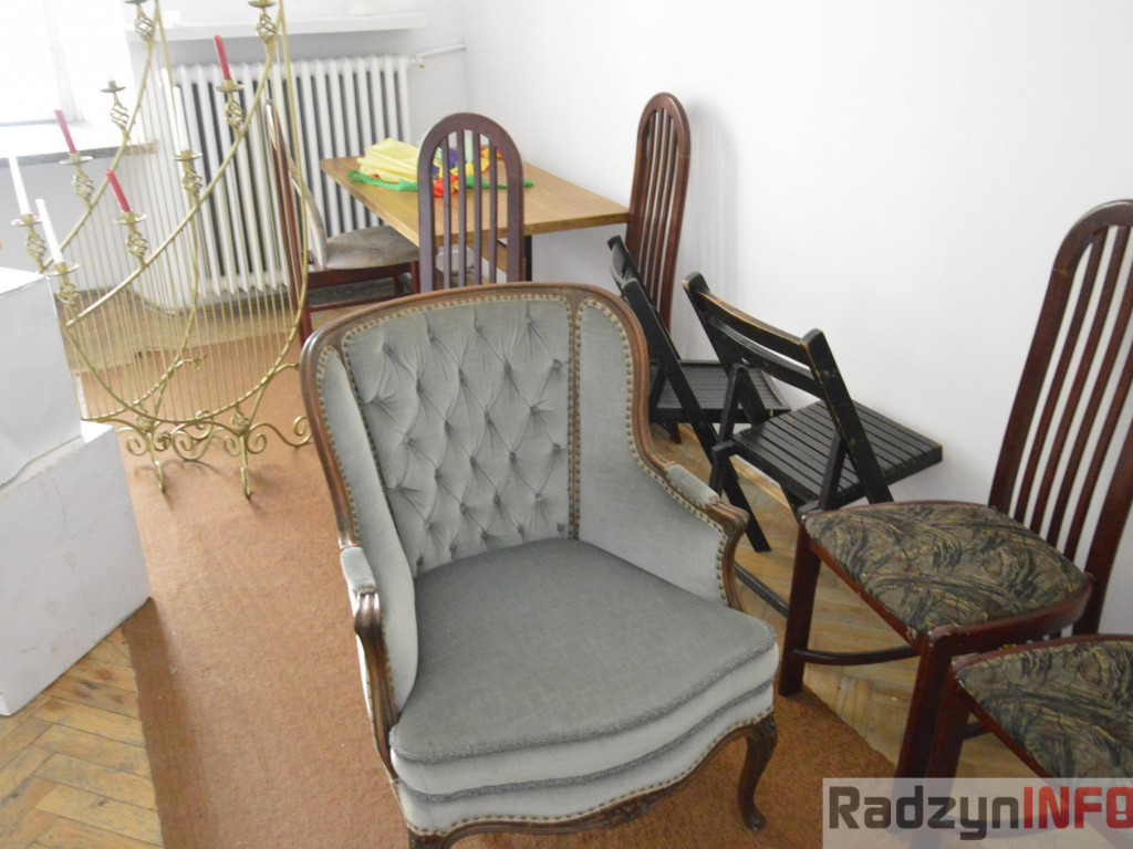 Spacer po korpusie głównym pałacu Potockich