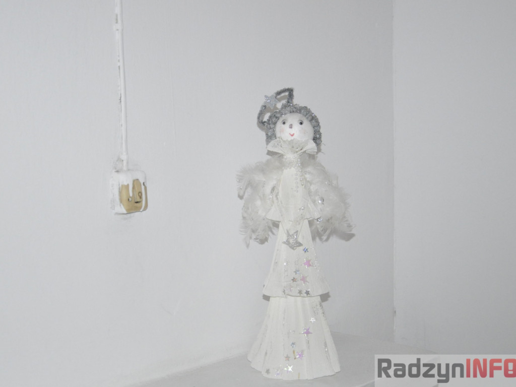 Spacer po korpusie głównym pałacu Potockich