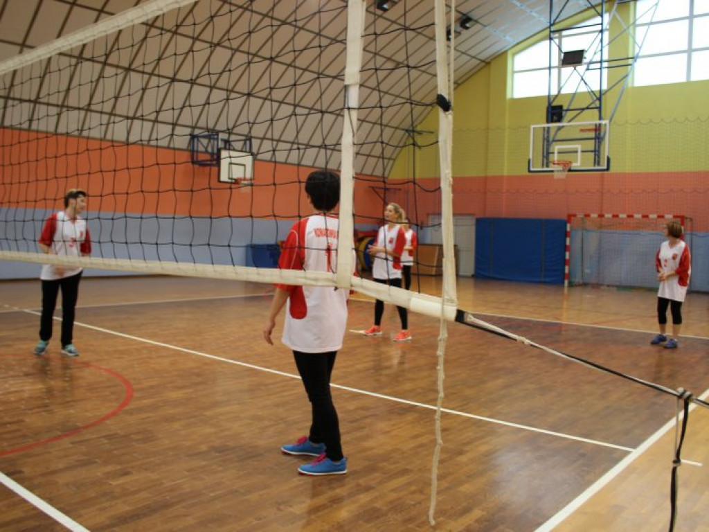 Panie walczyły w Turnieju Piłki Siatkowej