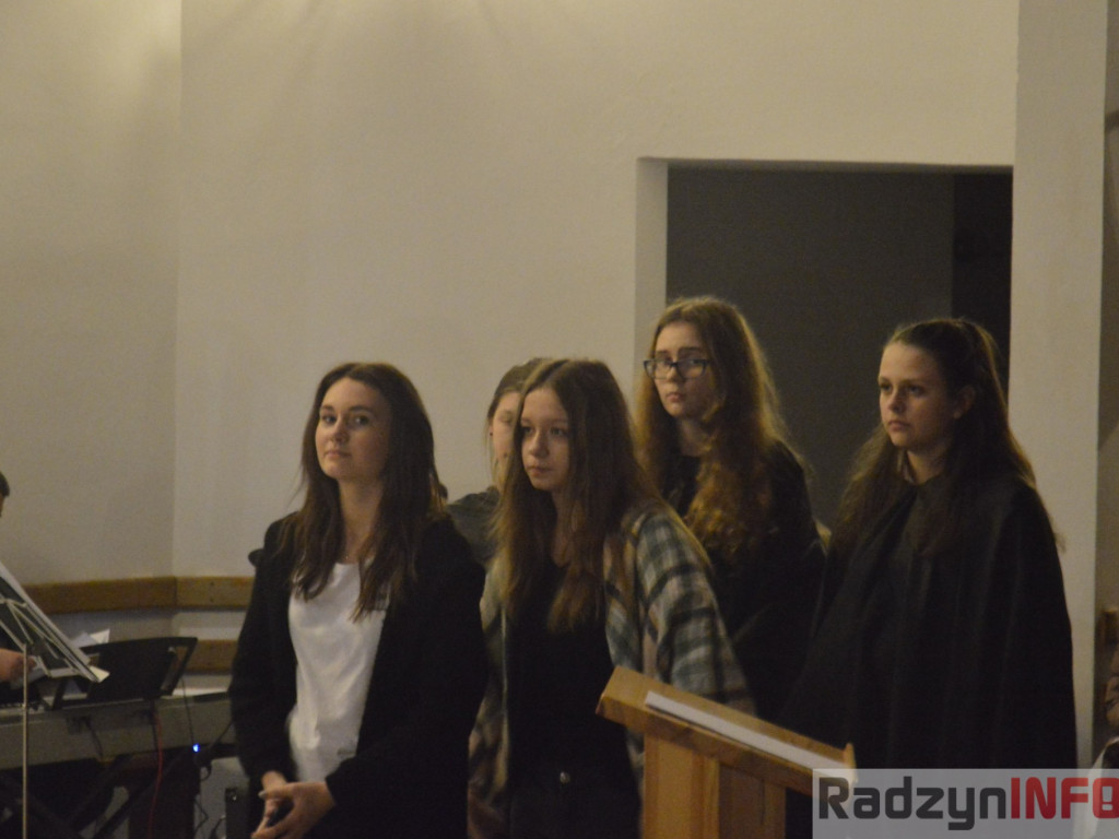 Kazanie ks. Łukasza Michaluka z Ulana + pantomima młodzieży z Kocka