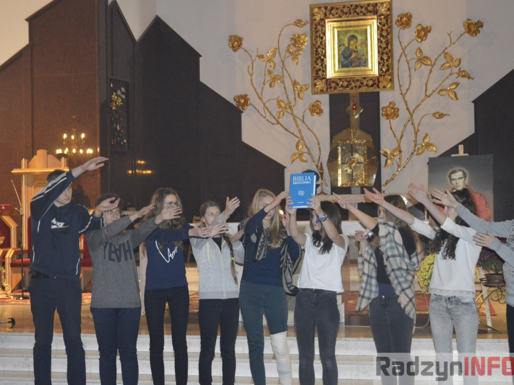 Kazanie ks. Łukasza Michaluka z Ulana + pantomima młodzieży z Kocka