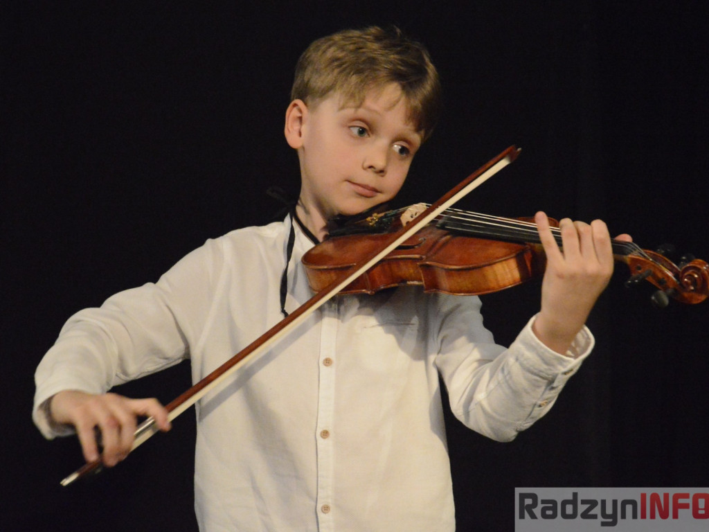 Radosław Żyła o historii saksofonu na UTW