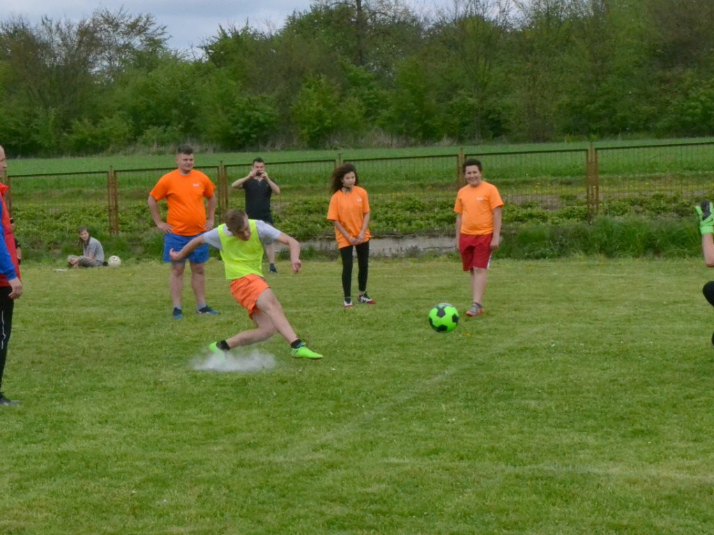 Rodzinny Turniej Piłkarski w Paszkach