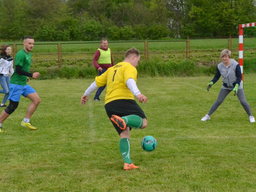 Rodzinny Turniej Piłkarski w Paszkach