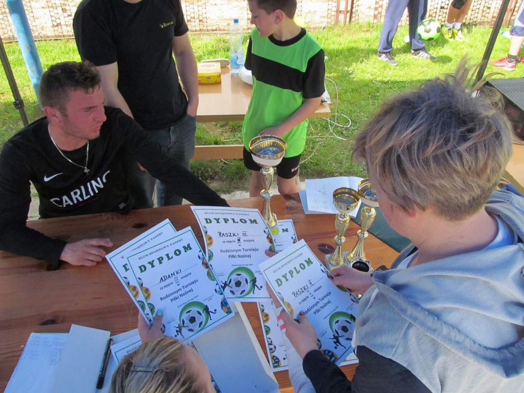 Rodzinny Turniej Piłkarski w Paszkach