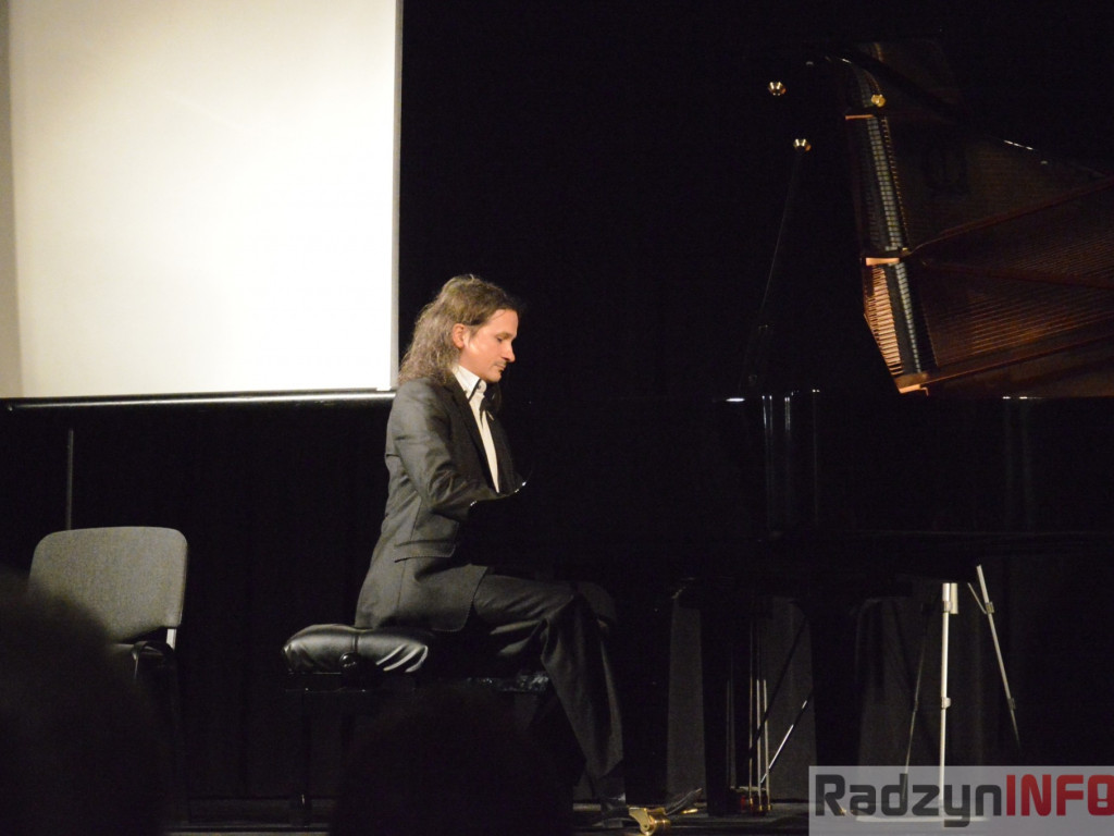 Pamięć pozostaje - koncert poświęcony Zygmuntowi Pietrzakowi