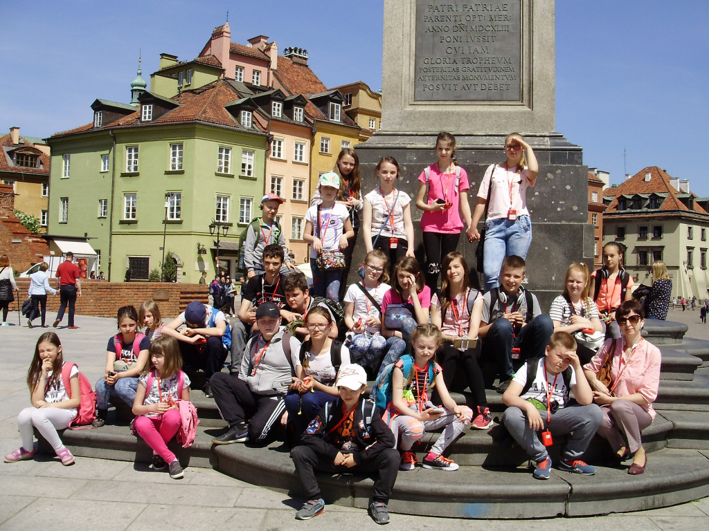 Uczniowie Szkoły Podstawowej w Paszkach Dużych na wycieczce w Warszawie