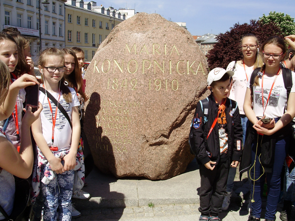 Uczniowie Szkoły Podstawowej w Paszkach Dużych na wycieczce w Warszawie