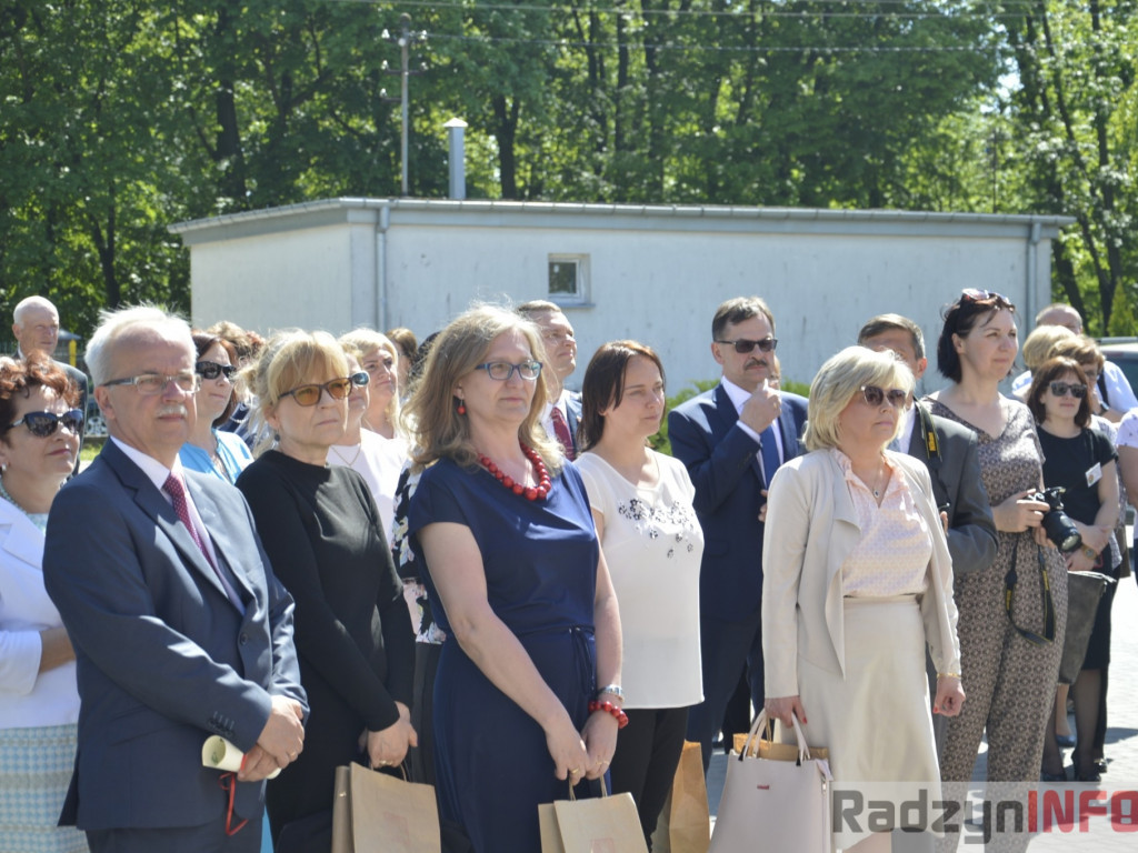 Odsłonięcie pamiątkowej tablicy w SOSW