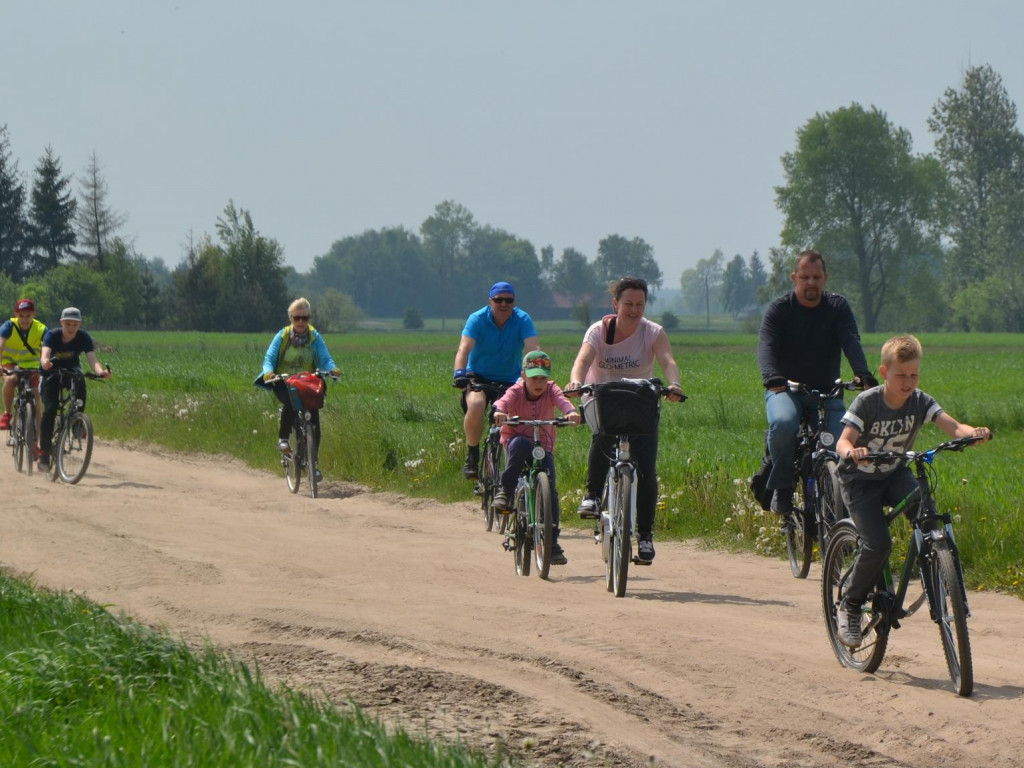 40 śmiałków ruszyło w rajd