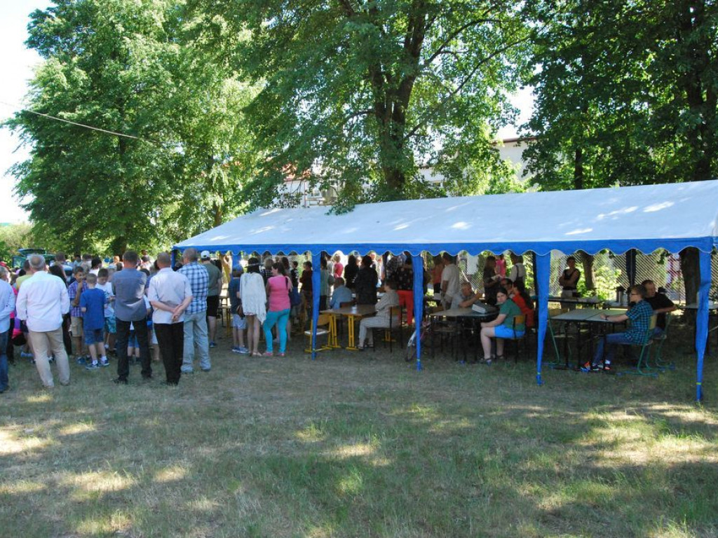 Rodzinnie, wesoło... czyli festyn!