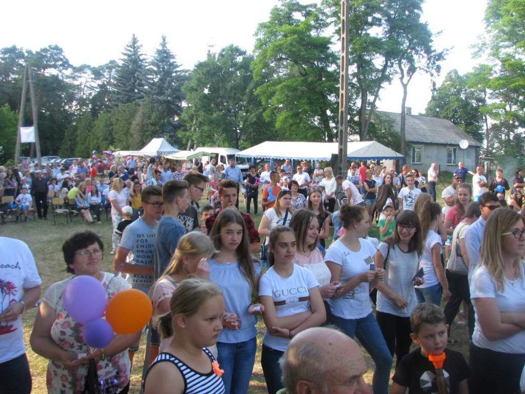 Rodzinnie, wesoło... czyli festyn!
