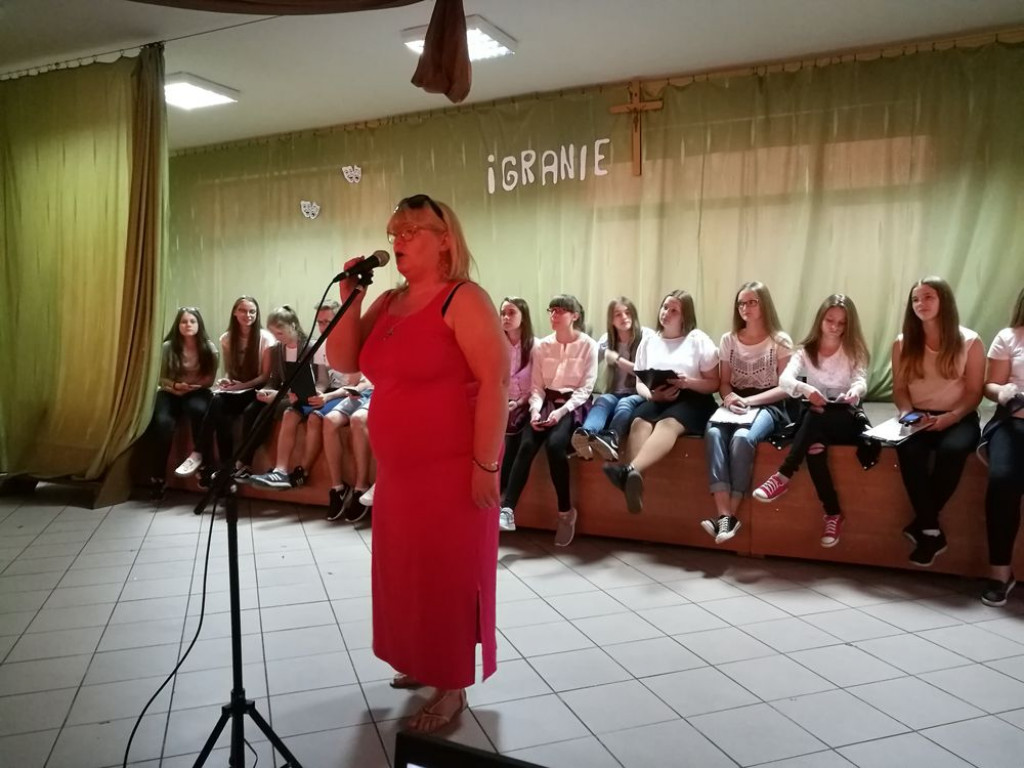 Nocne IGRANIE z teatrami w Sitnie