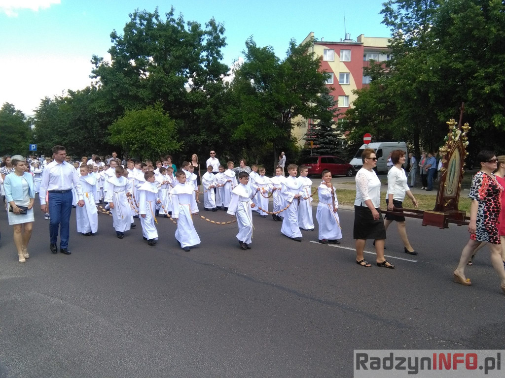 Chrystus idzie przez polską ziemię - uroczystość Bożego Ciała w sanktuarium MBNP