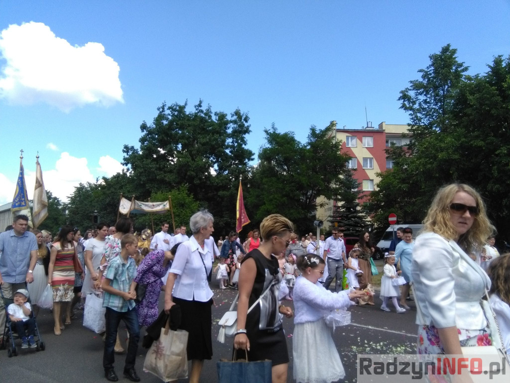 Chrystus idzie przez polską ziemię - uroczystość Bożego Ciała w sanktuarium MBNP