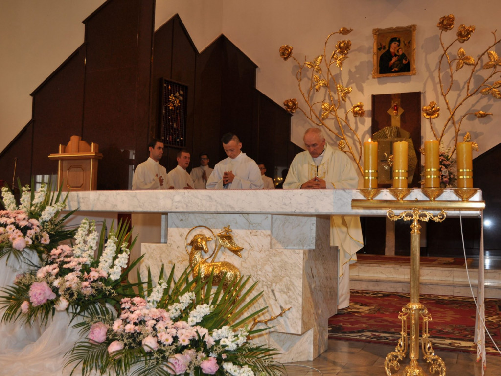 Uroczystość Bożego Ciała w Sanktuarium Matki Boskiej Nieustającej Pomocy, cz. I