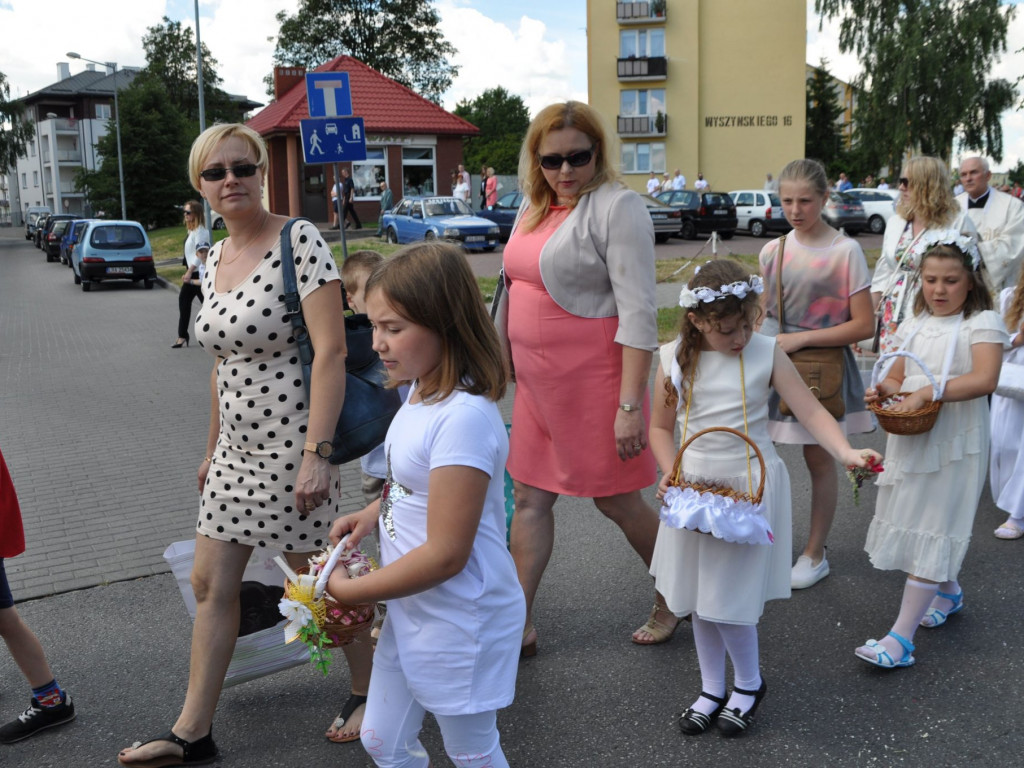 Procesja Bożego Ciała w parafii MBNP, cz. II