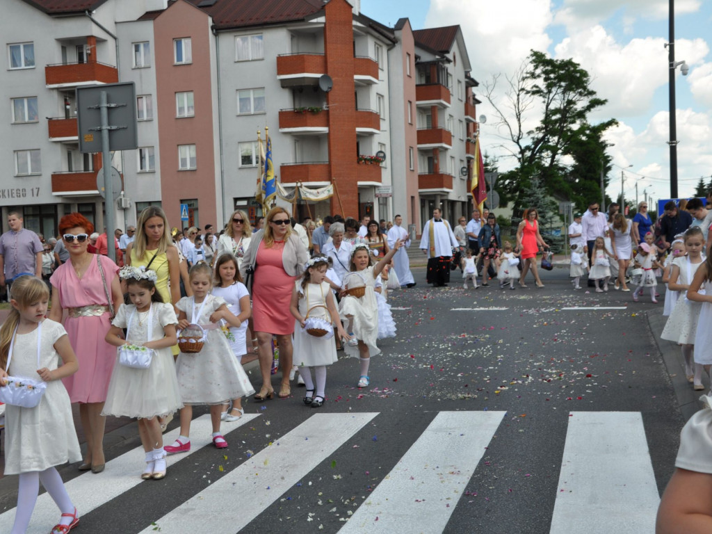 Procesja Bożego Ciała w parafii MBNP, cz. II