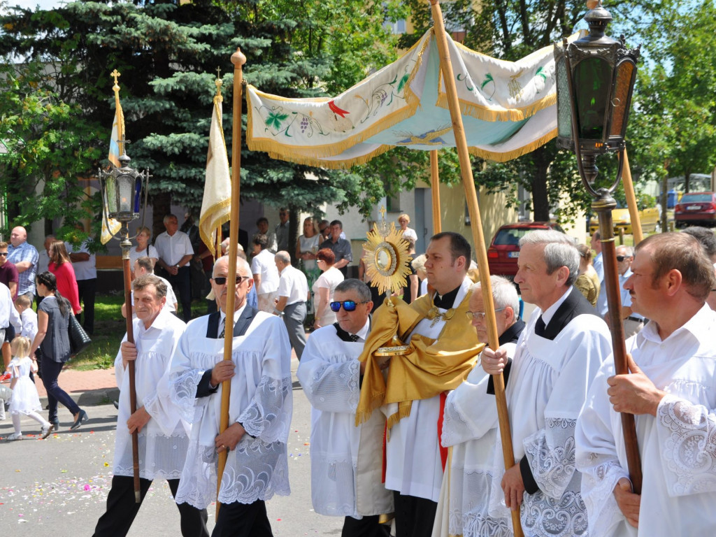 Procesja Bożego Ciała w parafii MBNP, cz. II
