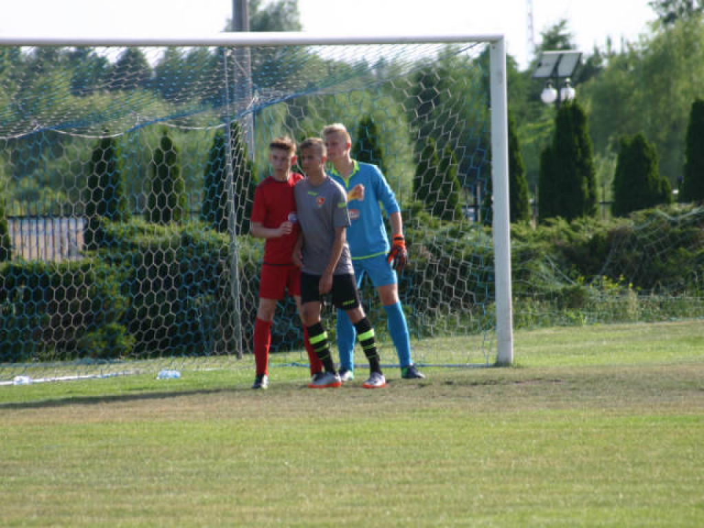 Uczniowie klasy sportowej z Gimnazjum Nr 2 wicemistrzami ligi wojewódzkiej