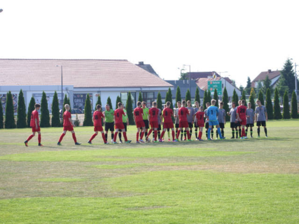 Uczniowie klasy sportowej z Gimnazjum Nr 2 wicemistrzami ligi wojewódzkiej