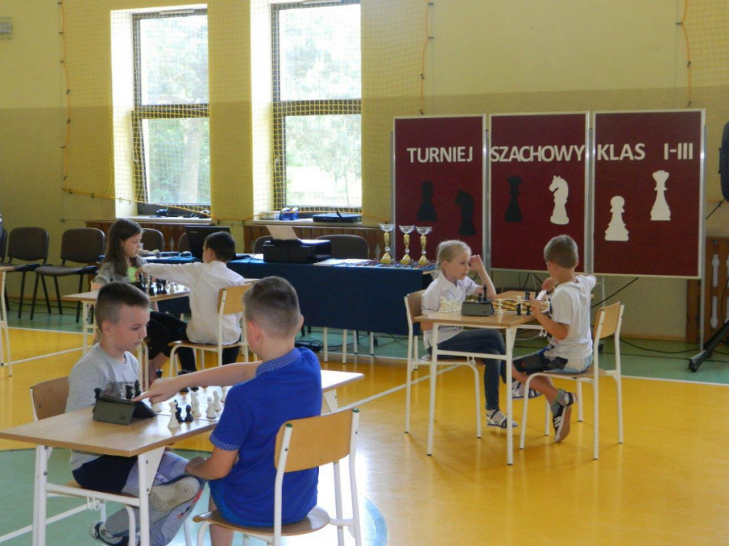 Turniej Szachowy klas I-III o Puchar Wójta Gminy Radzyń Podlaski.