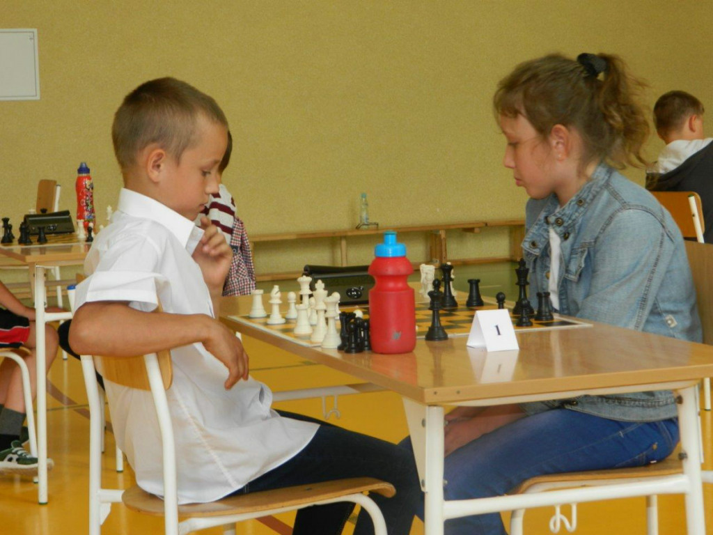 Turniej Szachowy klas I-III o Puchar Wójta Gminy Radzyń Podlaski.