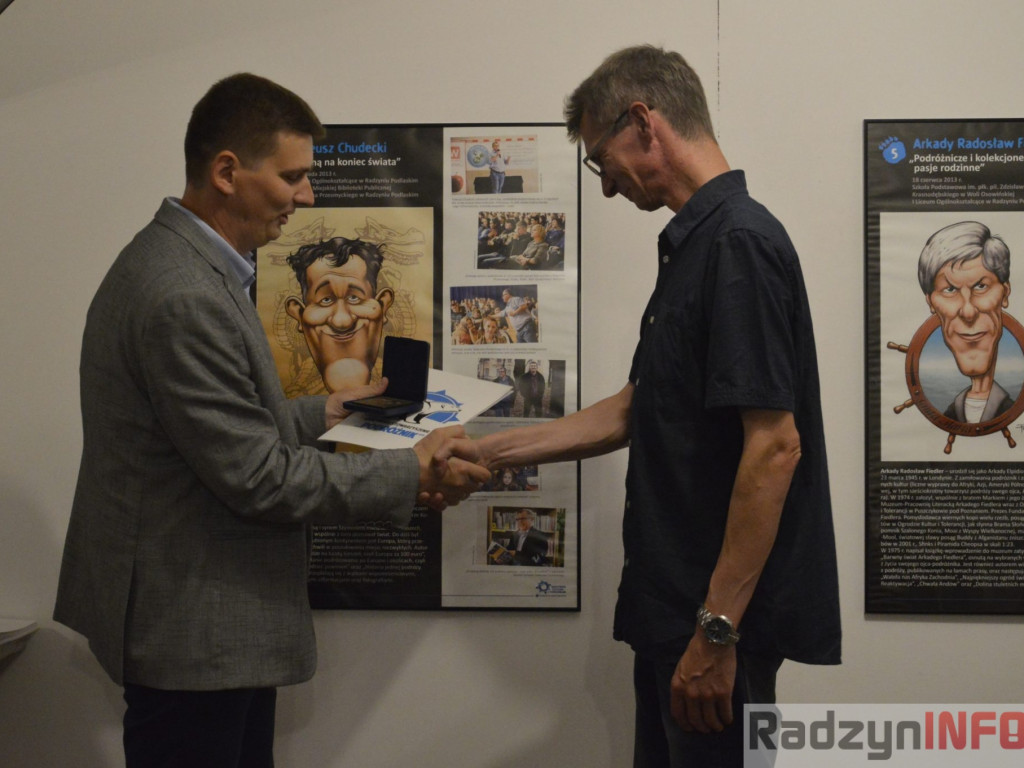 Wystawa karykatur Przemysława Krupskiego
