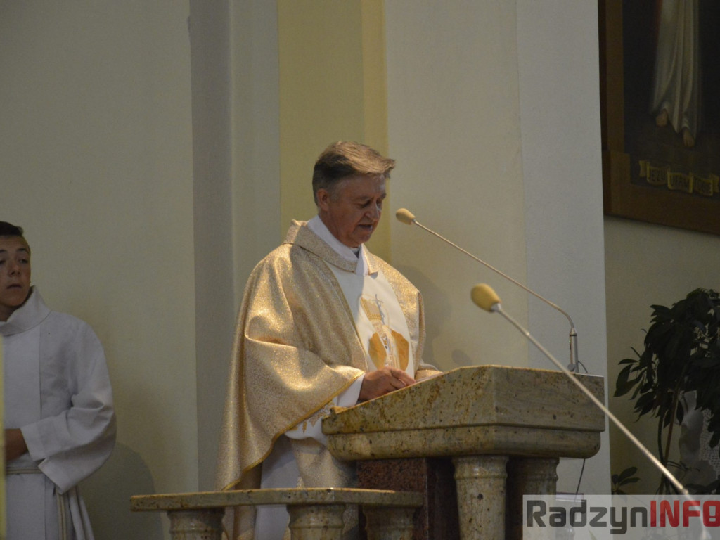 Poświęcenie sztandaru Radzyńskiego Koła Pszczelarzy