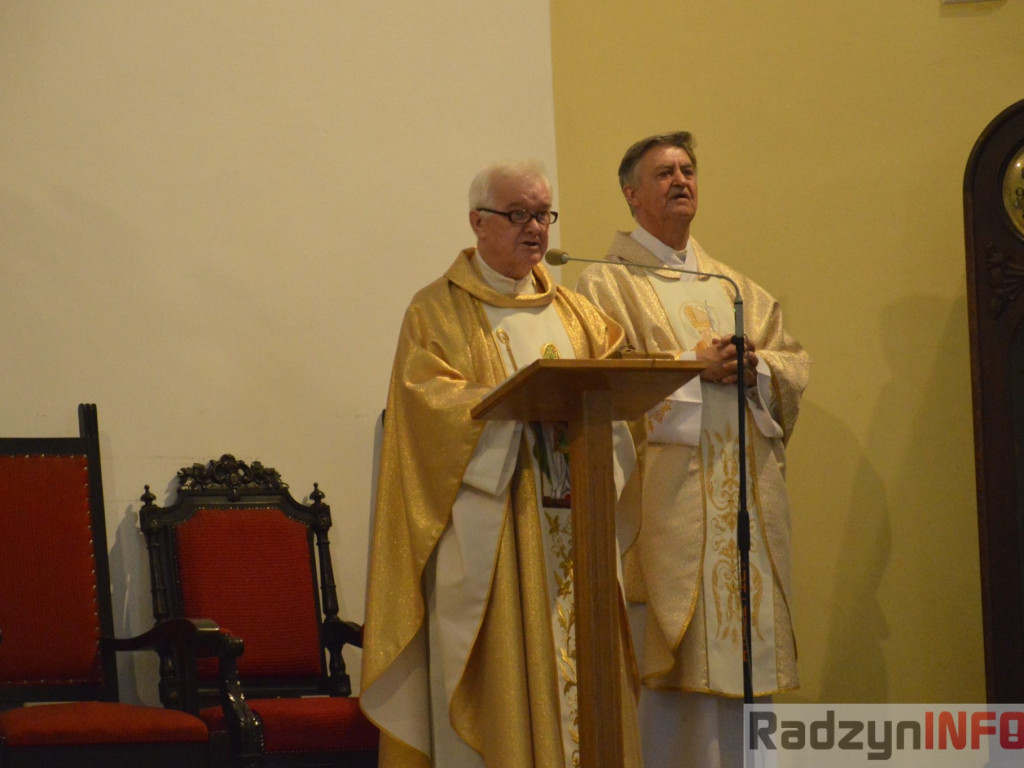 Poświęcenie sztandaru Radzyńskiego Koła Pszczelarzy