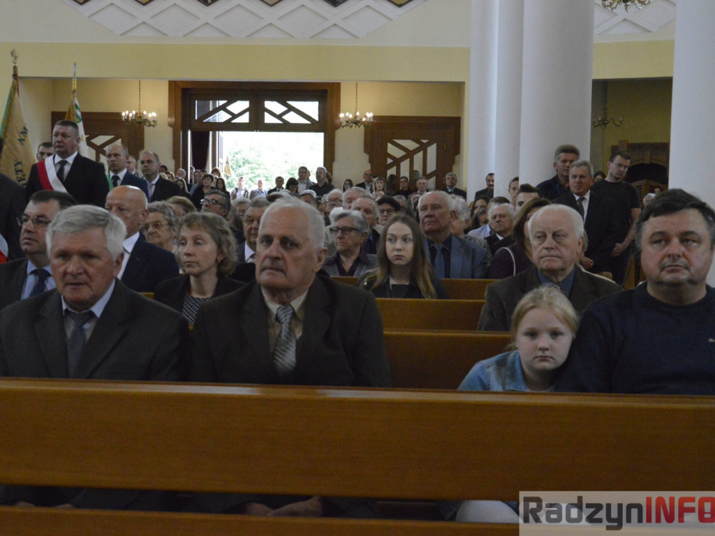 Poświęcenie sztandaru Radzyńskiego Koła Pszczelarzy