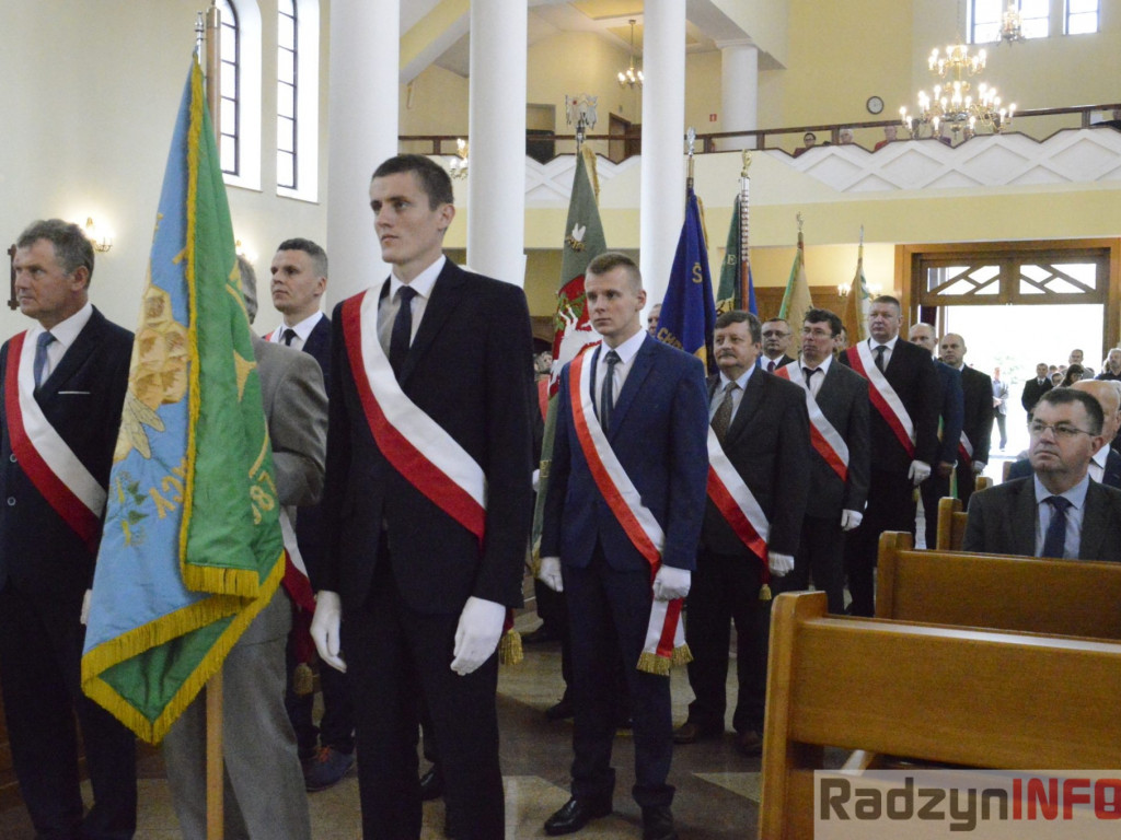 Poświęcenie sztandaru Radzyńskiego Koła Pszczelarzy