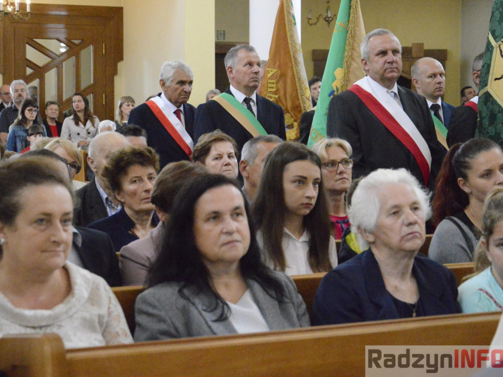 Poświęcenie sztandaru Radzyńskiego Koła Pszczelarzy