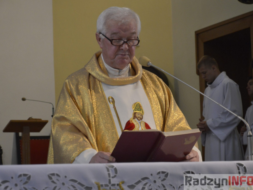 Poświęcenie sztandaru Radzyńskiego Koła Pszczelarzy