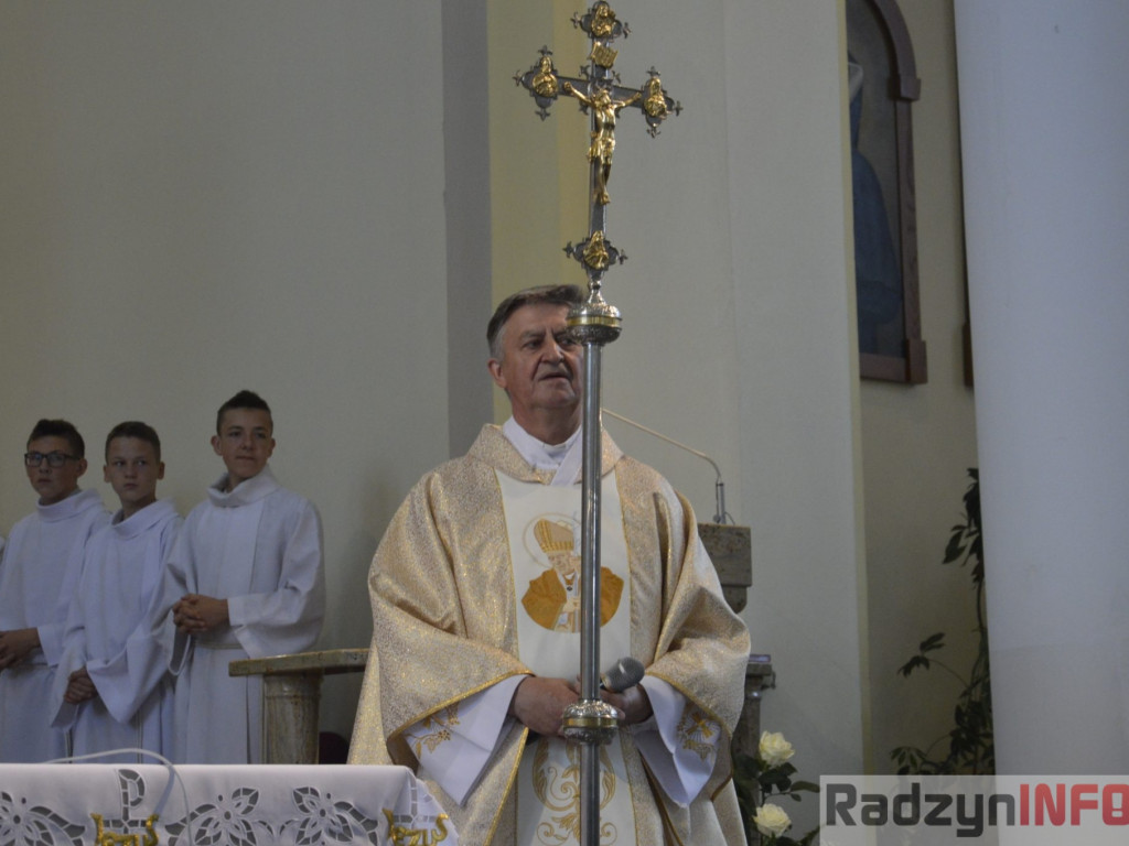 Poświęcenie sztandaru Radzyńskiego Koła Pszczelarzy