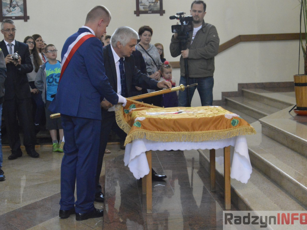 Poświęcenie sztandaru Radzyńskiego Koła Pszczelarzy