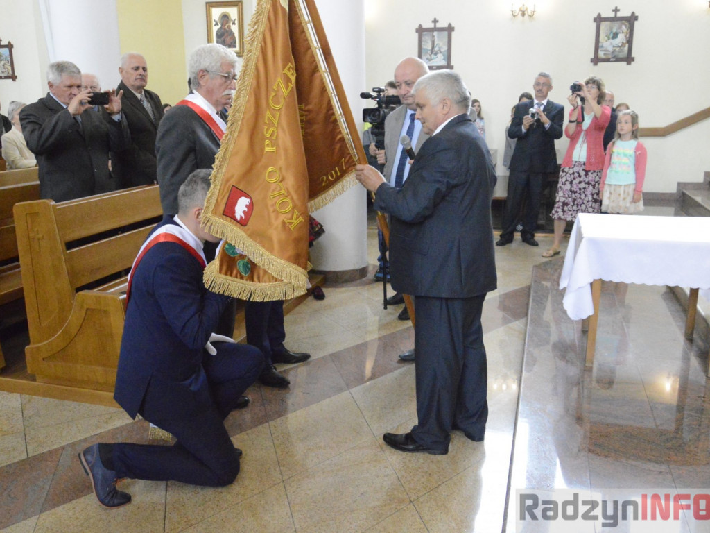 Poświęcenie sztandaru Radzyńskiego Koła Pszczelarzy