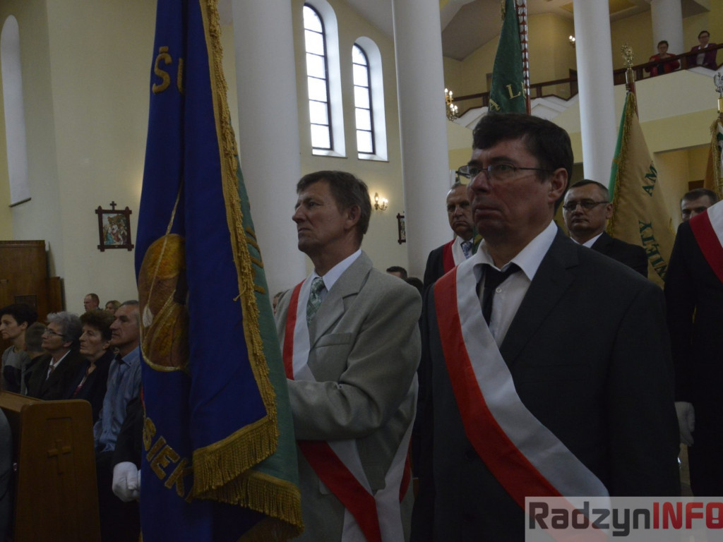 Poświęcenie sztandaru Radzyńskiego Koła Pszczelarzy