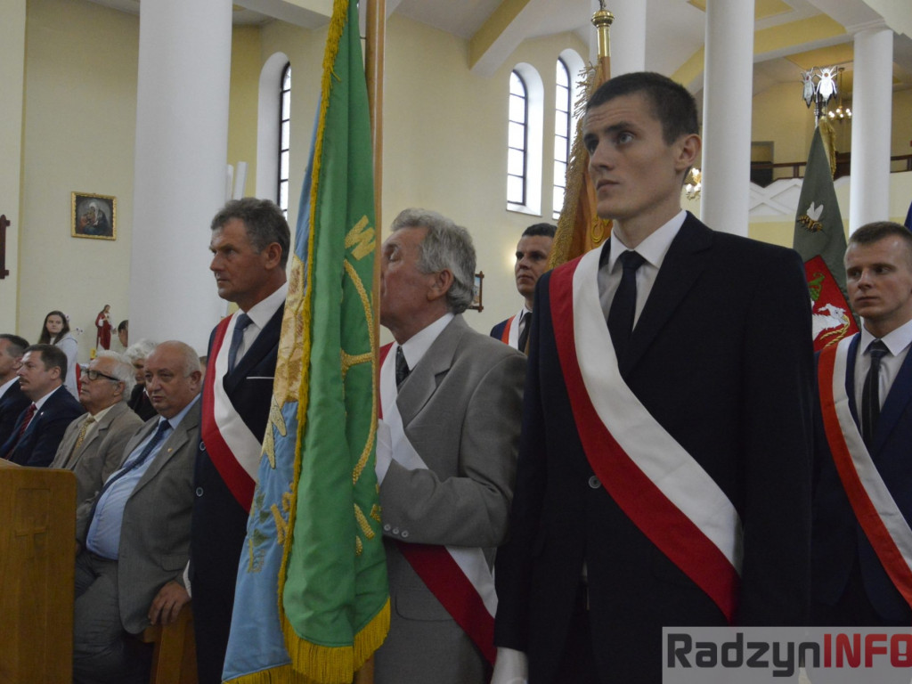 Poświęcenie sztandaru Radzyńskiego Koła Pszczelarzy
