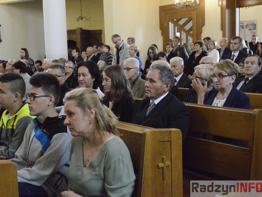 Poświęcenie sztandaru Radzyńskiego Koła Pszczelarzy