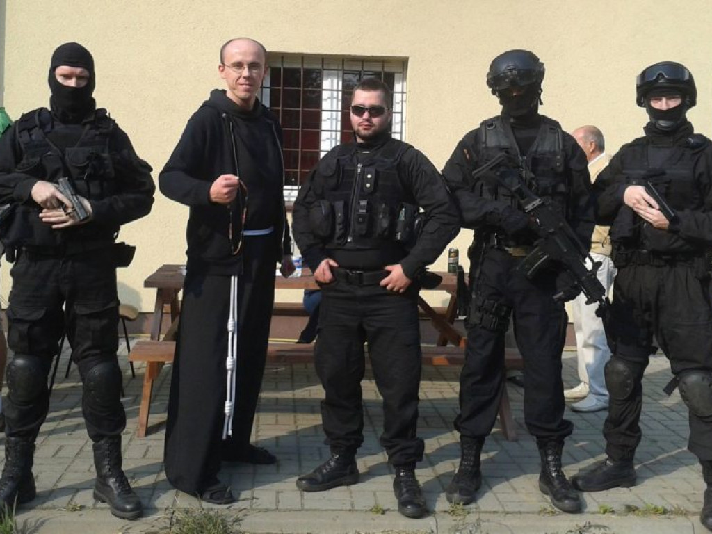 Wczoraj miałem marzenia, dziś się spełniają - alfabet o. Mariusza Książka
