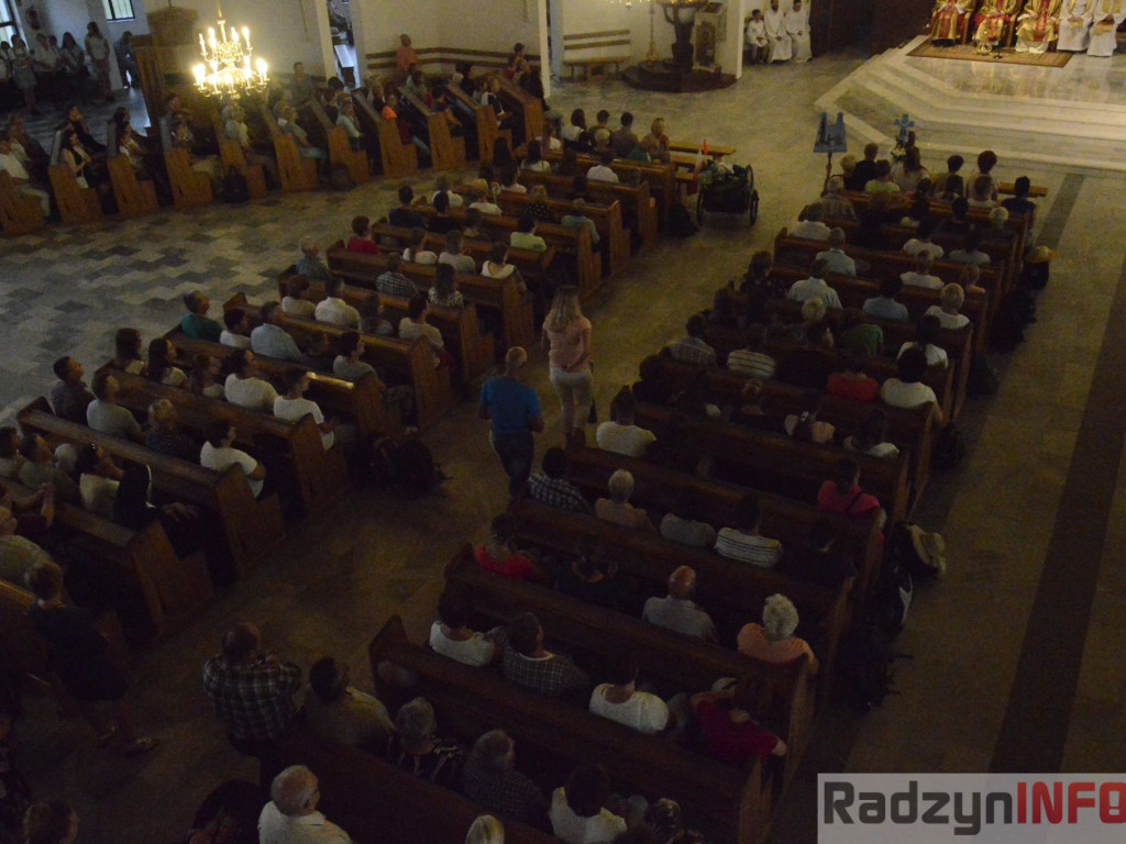 Ruszyli przed oblicze Matki Bożej