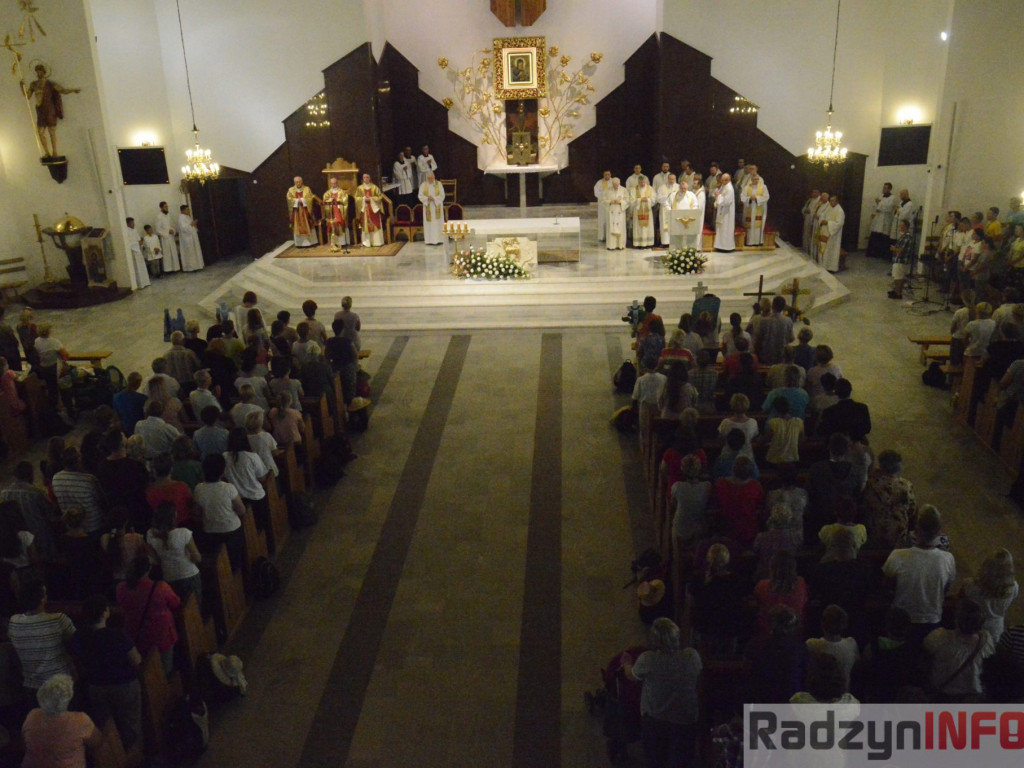 Ruszyli przed oblicze Matki Bożej